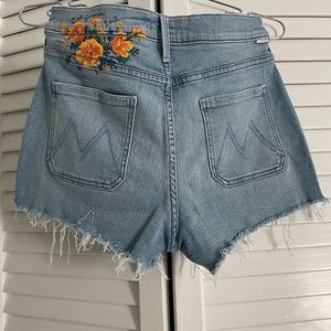MOTHER 🌼 California 🌼 Soul Denim Shorts Fray